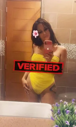 Sophia blowjob Prostitute Llorente